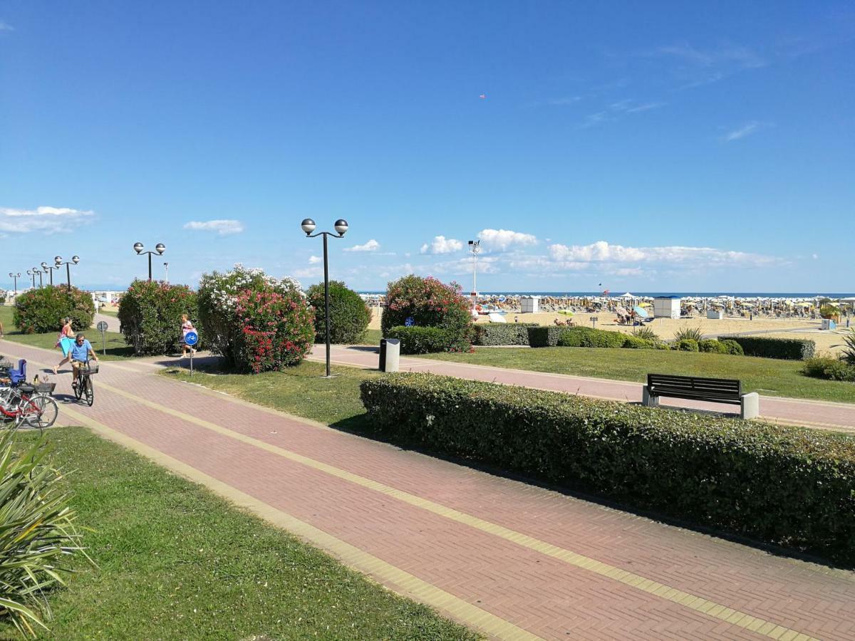 Residence Solarium Bilo Bibione Buitenkant foto